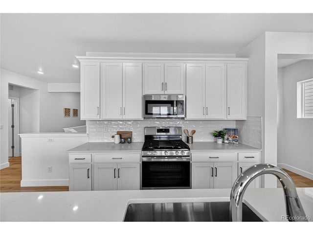 17085 W 92nd Loop, Arvada, CO 80007