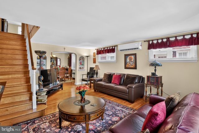 2004 VISTA ST, Philadelphia, PA 19152