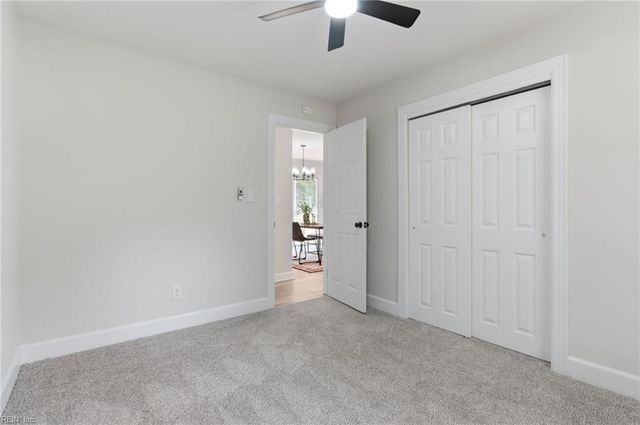 3616 Parr LN, Chesapeake, VA 23323