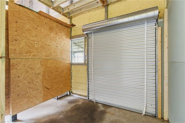 3616 Parr LN, Chesapeake, VA 23323