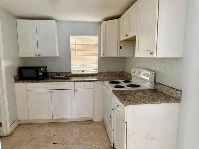 1108 State Street, West Palm Beach, FL 33407