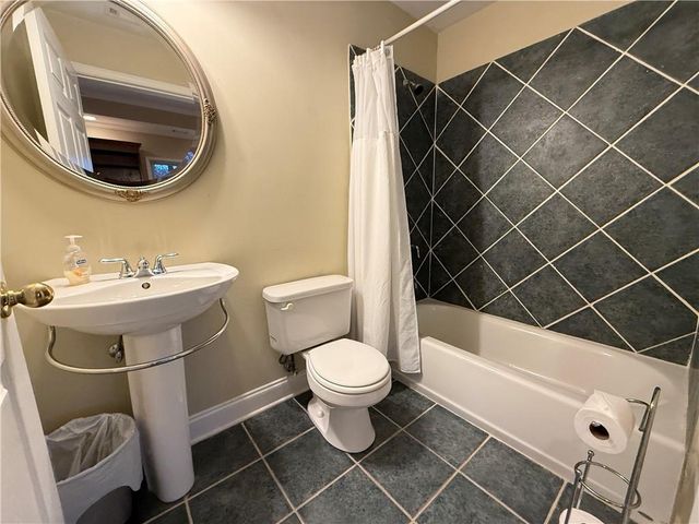 4044 Bennigan Lane, Duluth, GA 30097