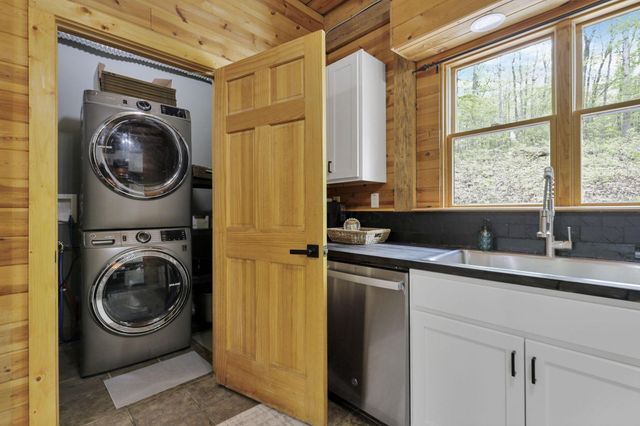 28306 Allison Road, Mcarthur, OH 45651
