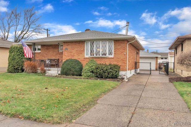 204 Diane Drive, Cheektowaga, NY 14225