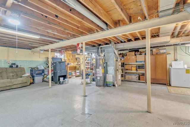 204 Diane Drive, Cheektowaga, NY 14225