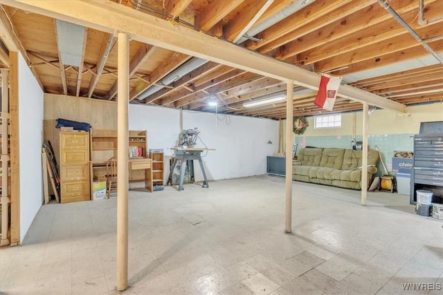 204 Diane Drive, Cheektowaga, NY 14225