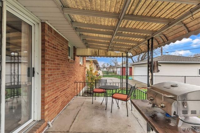 204 Diane Drive, Cheektowaga, NY 14225