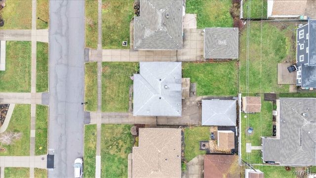 204 Diane Drive, Cheektowaga, NY 14225