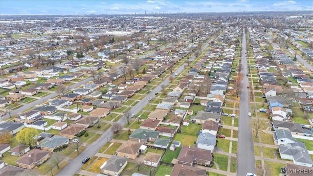 204 Diane Drive, Cheektowaga, NY 14225