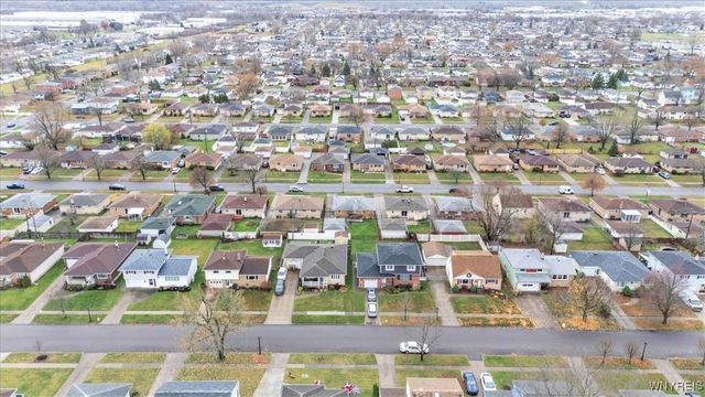 204 Diane Drive, Cheektowaga, NY 14225