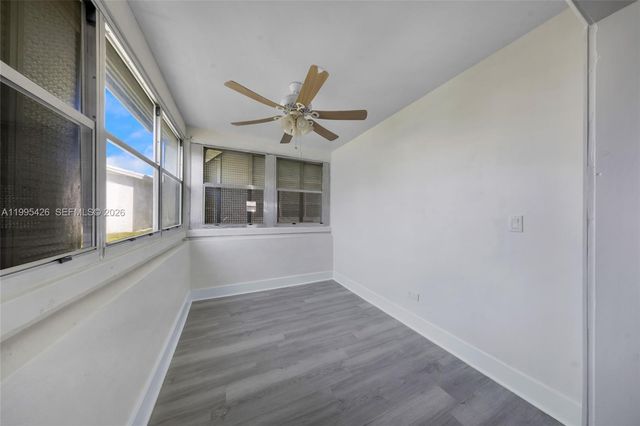 2520 NW 2nd Dr, Pompano Beach, FL 33064