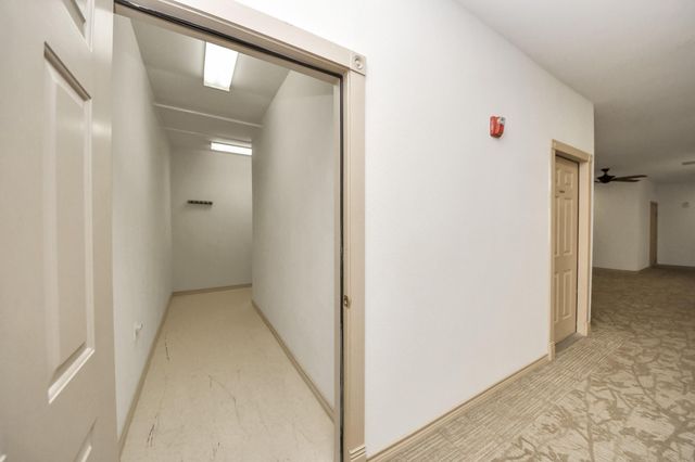 2400 Mccue Road 333, Houston, TX 77056