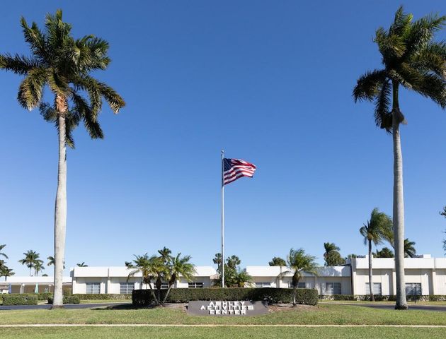 2936 Ashley Drive E B, West Palm Beach, FL 33415