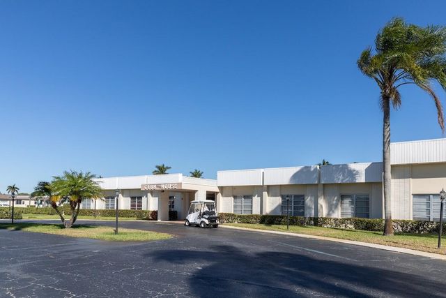 2936 Ashley Drive E B, West Palm Beach, FL 33415