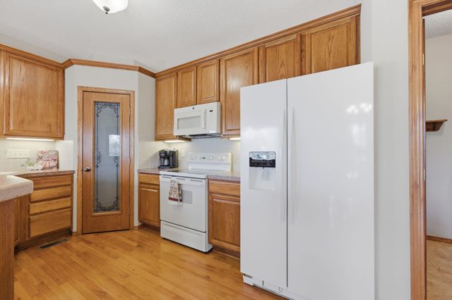 3215 N Tee Time, Wichita, KS 67205