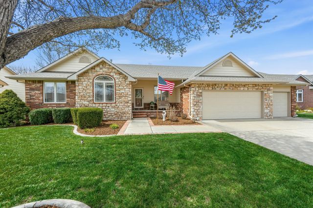 3215 N Tee Time, Wichita, KS 67205