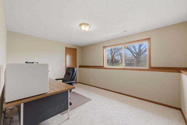 3215 N Tee Time, Wichita, KS 67205