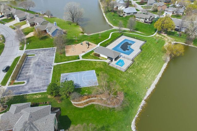 3215 N Tee Time, Wichita, KS 67205