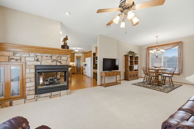 3215 N Tee Time, Wichita, KS 67205