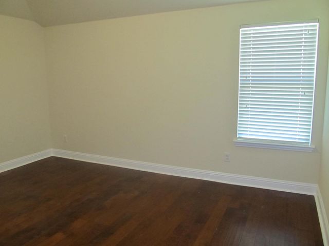 4024 Eric Drive, Heartland, TX 75126