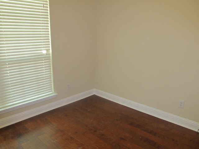 4024 Eric Drive, Heartland, TX 75126