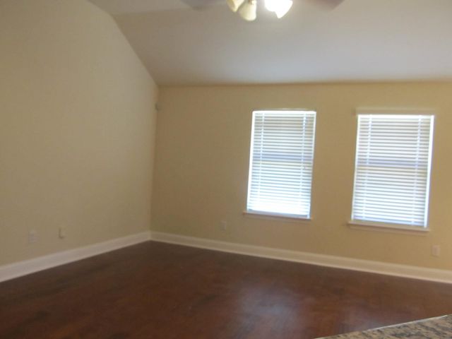 4024 Eric Drive, Heartland, TX 75126