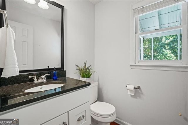 6732 Willowbrook Trail, Flowery Branch, GA 30542