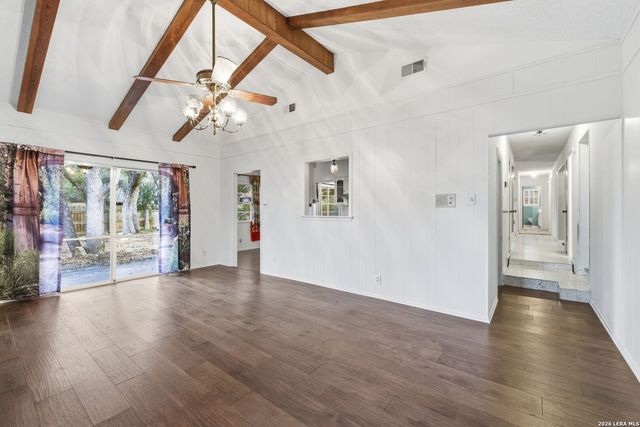 103 castleoaks, Castle Hills, TX 78213