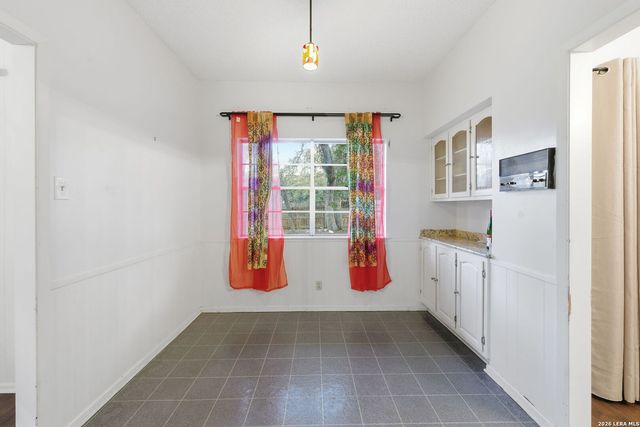 103 castleoaks, Castle Hills, TX 78213