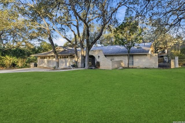 103 castleoaks, Castle Hills, TX 78213