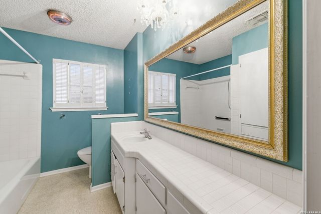 103 castleoaks, Castle Hills, TX 78213