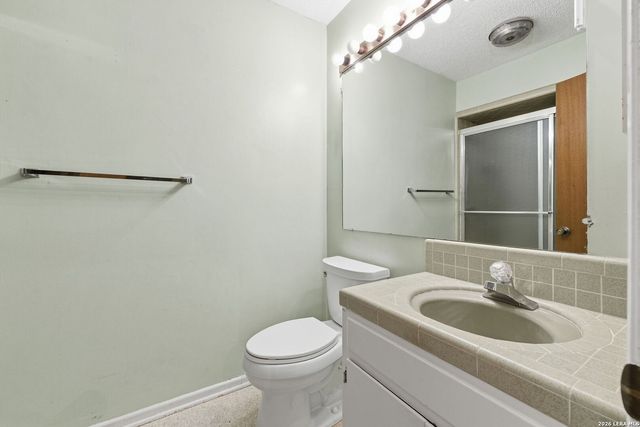 103 castleoaks, Castle Hills, TX 78213