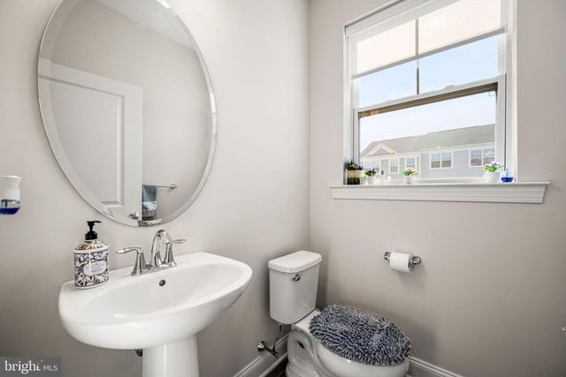 164 LARRABEE WAY, Royersford, PA 19468