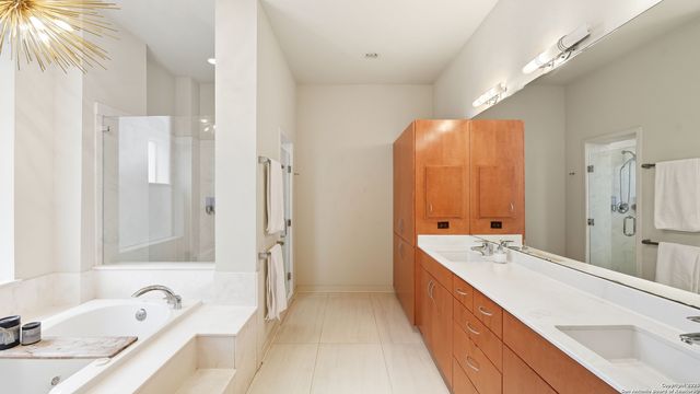 33 Laurel Trail, New Braunfels, TX 78130