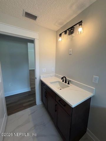 1321 CONWAY Road, Jacksonville, FL 32221