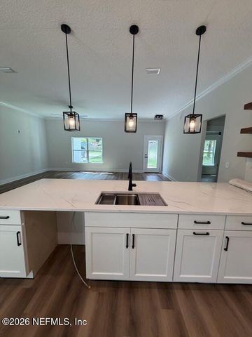 1321 CONWAY Road, Jacksonville, FL 32221