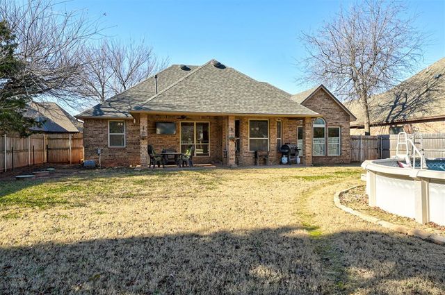 2812 Mirage Street, Yukon, OK 73099