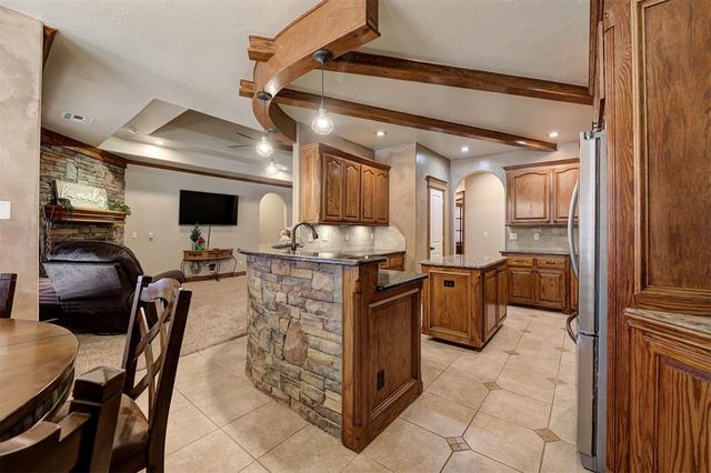 2812 Mirage Street, Yukon, OK 73099