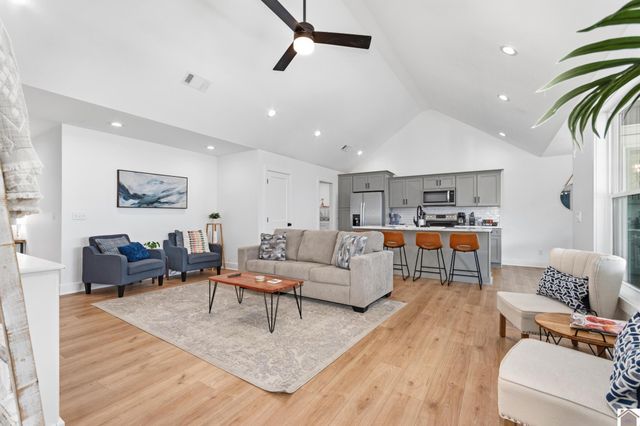 166 Chancey Drive, Murray, KY 42071