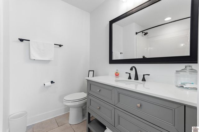 166 Chancey Drive, Murray, KY 42071