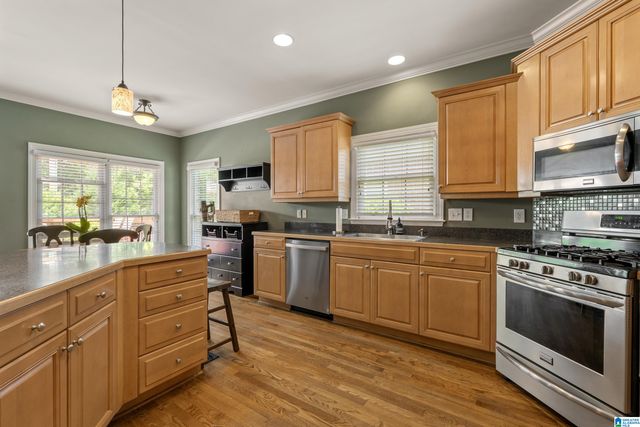 116 GREYSTONE GLEN DRIVE, Hoover, AL 35242