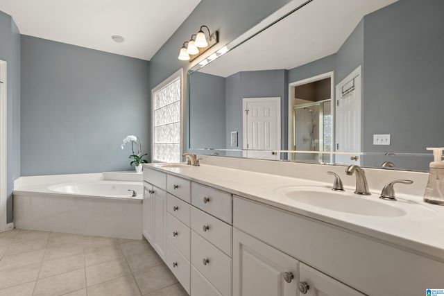 116 GREYSTONE GLEN DRIVE, Hoover, AL 35242