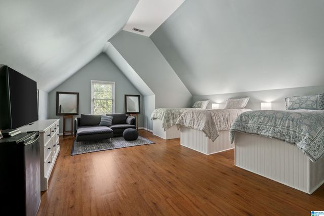 116 GREYSTONE GLEN DRIVE, Hoover, AL 35242