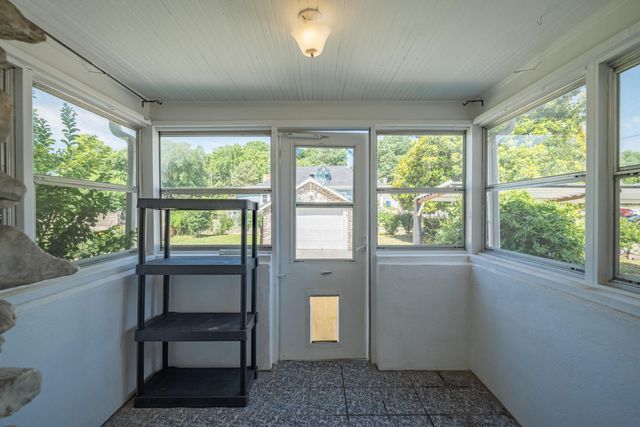 400 S Jefferson Street, Neosho, MO 64850