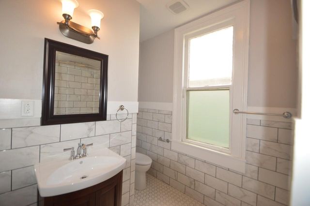 35 Montagu Street B, Charleston, SC 29401