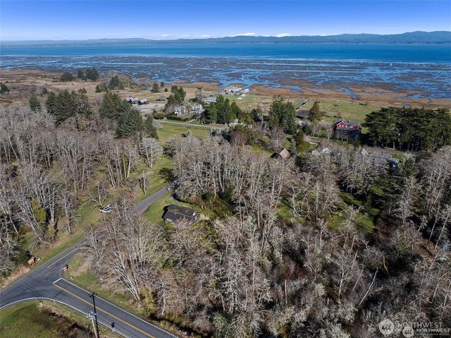 3212 Oysterville Road, Oysterville, WA 98641