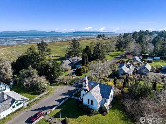3212 Oysterville Road, Oysterville, WA 98641