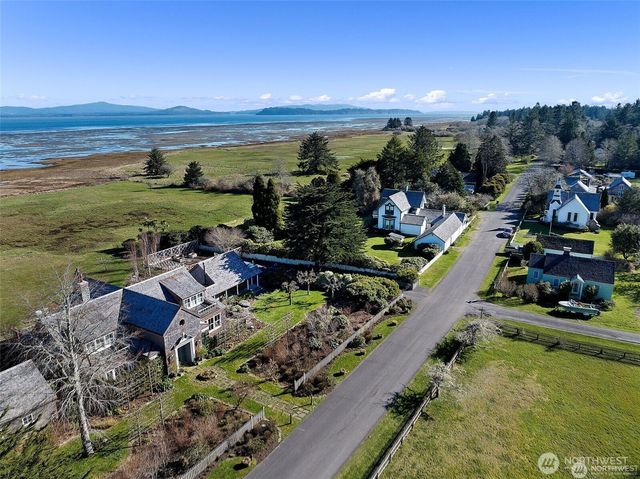 3212 Oysterville Road, Oysterville, WA 98641