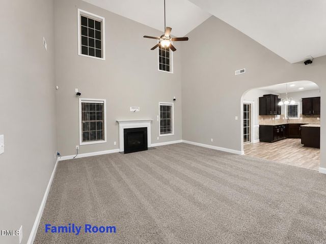 87 Coopers Creek Avenue, Spring Lake, NC 28390