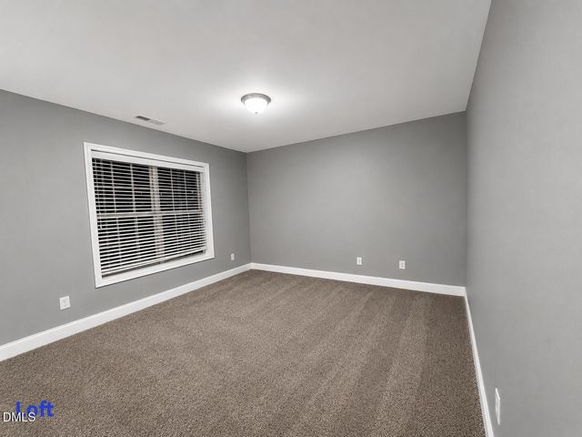 87 Coopers Creek Avenue, Spring Lake, NC 28390